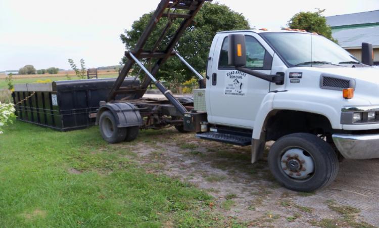 Road Apples Removal Truck